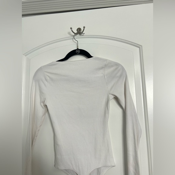 Abercrombie & Fitch White Ribbed long Sleeve Bodysuit size XS chic minimalist - Picture 6 of 7